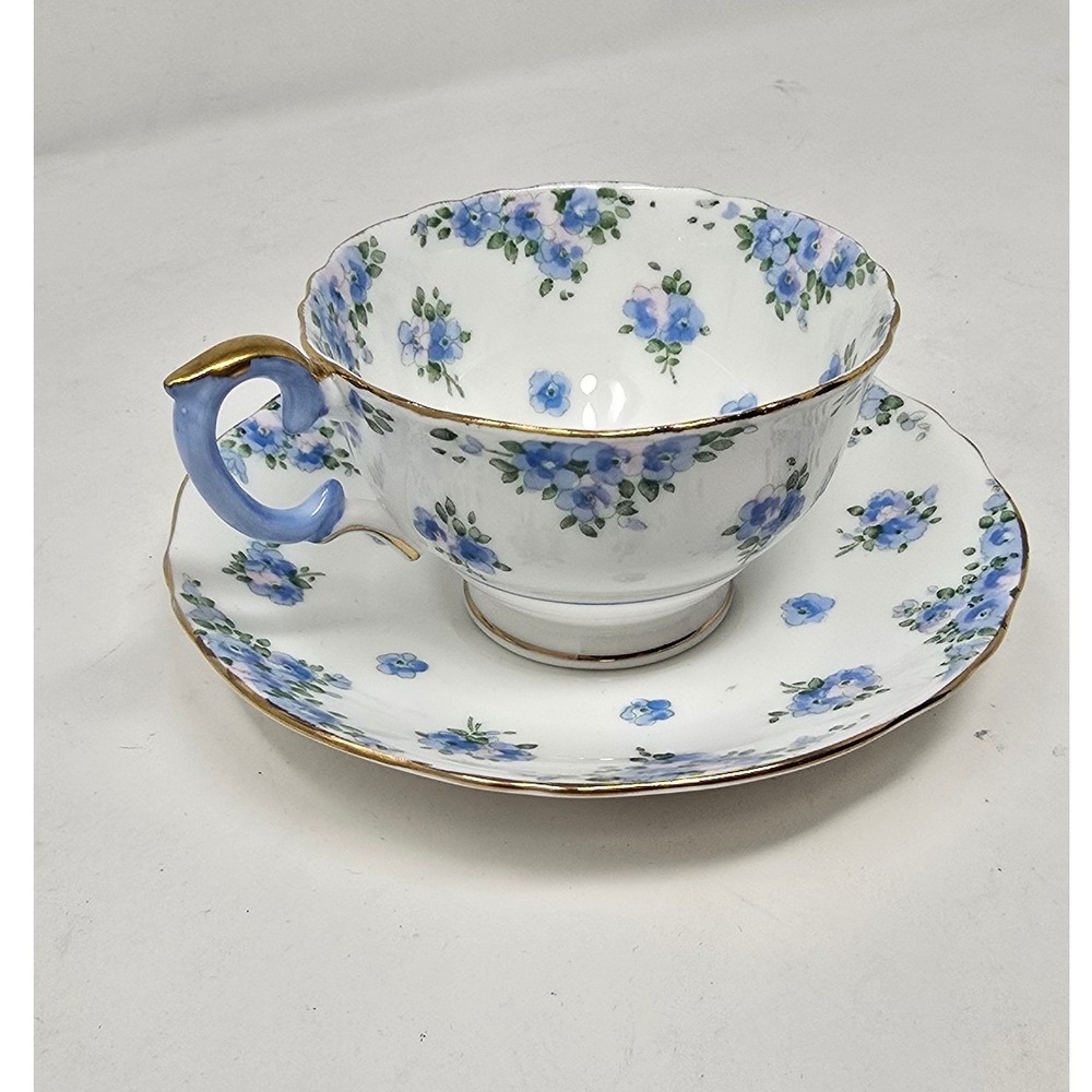 Vtg Crown staffordshire tea cup and saucer in Forget Me Not Bone China - Picture 3 of 7